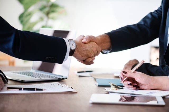 PersonalLoan Handshake
